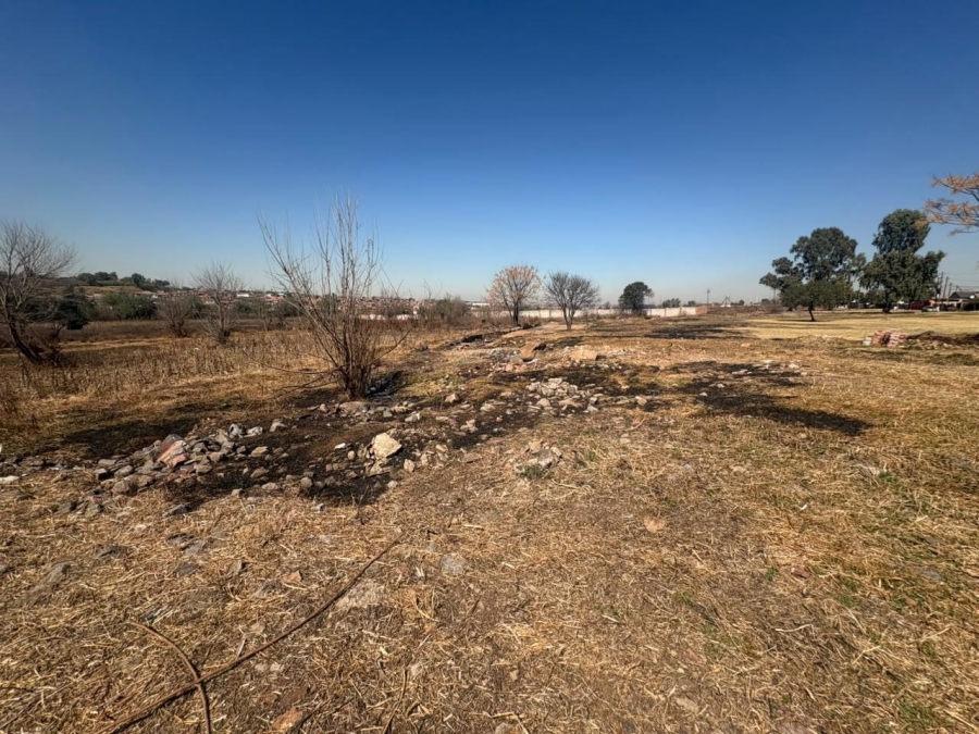 0 Bedroom Property for Sale in Clayville Gauteng