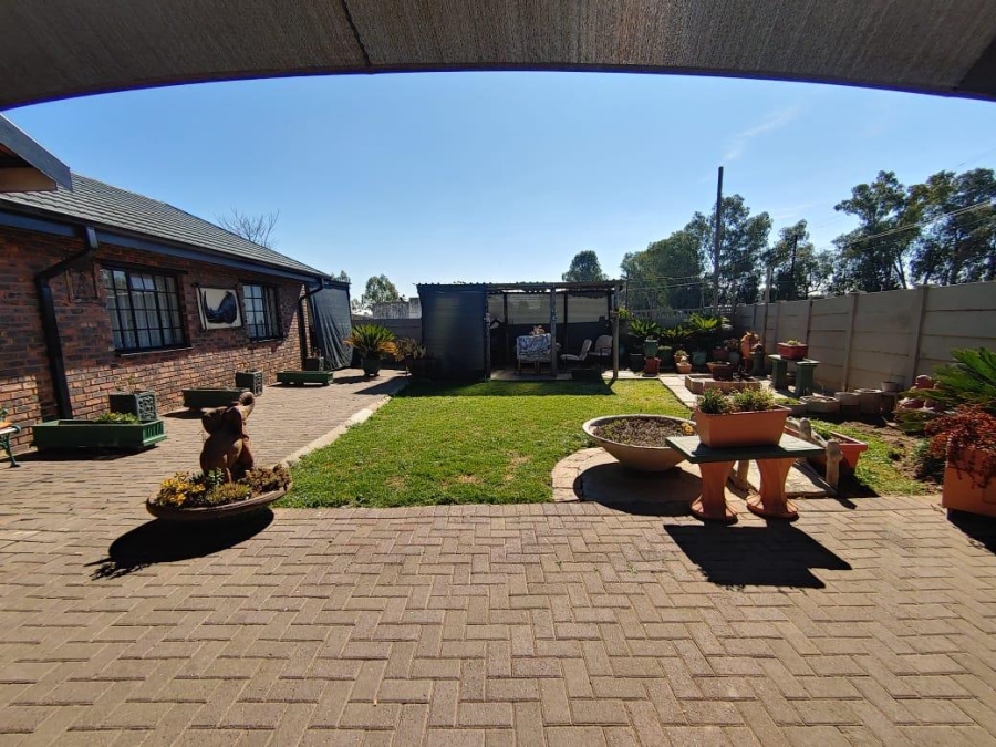 3 Bedroom Property for Sale in Riversdale Gauteng