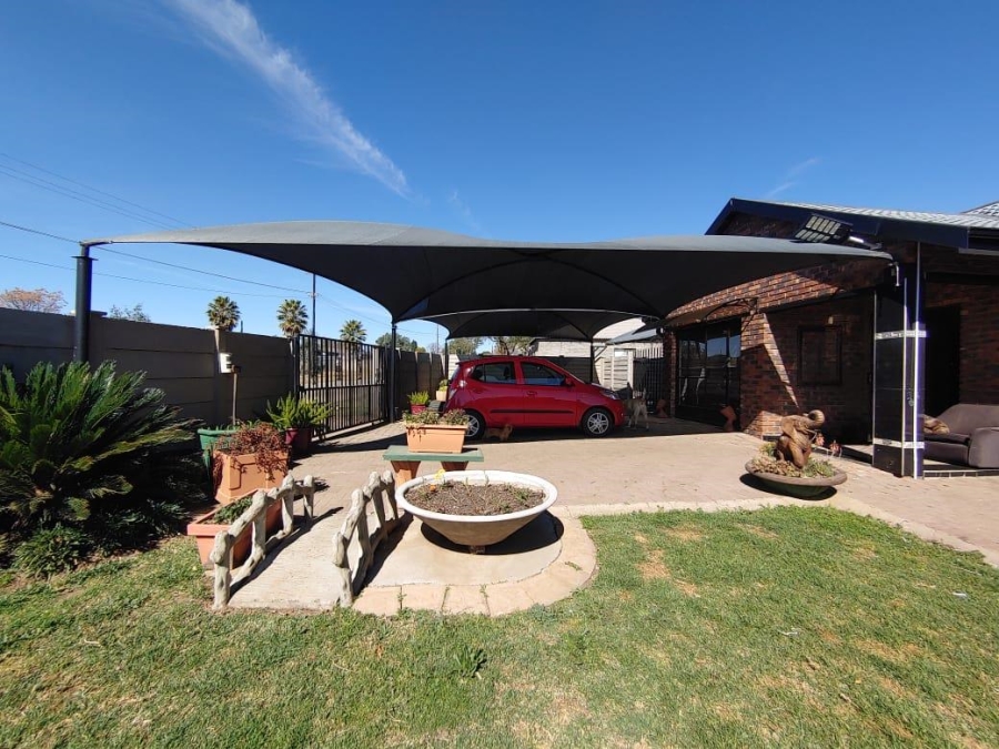 3 Bedroom Property for Sale in Riversdale Gauteng