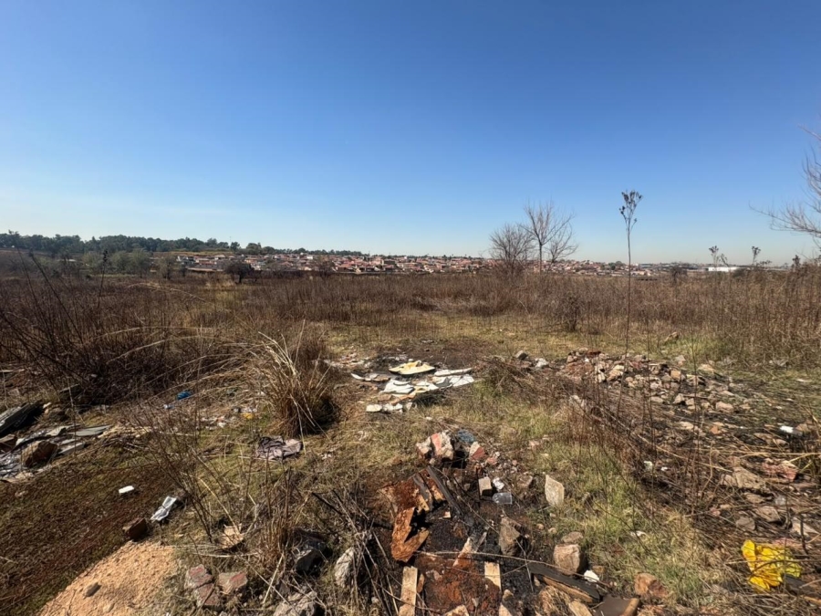 0 Bedroom Property for Sale in Clayville Gauteng