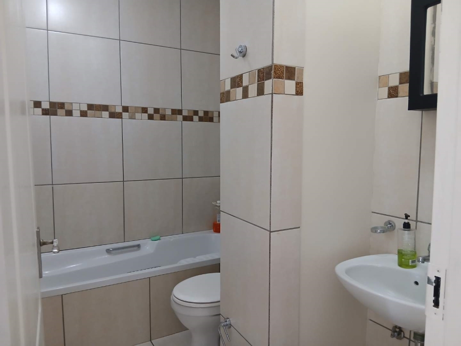 2 Bedroom Property for Sale in Mayberry Park Gauteng