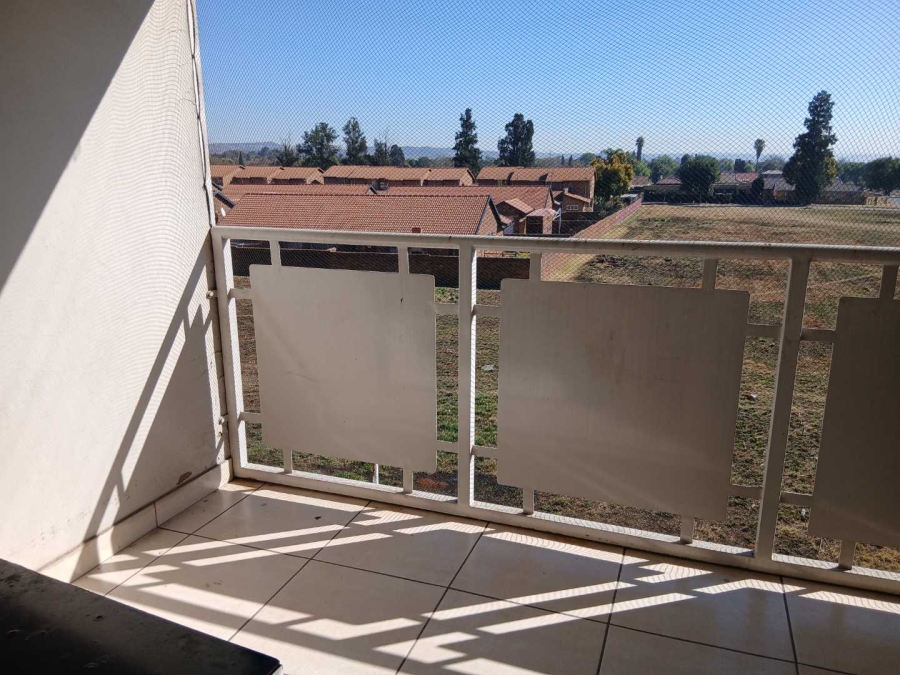 2 Bedroom Property for Sale in Mayberry Park Gauteng