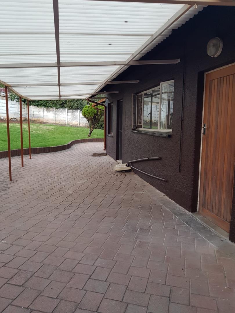 To Let 1 Bedroom Property for Rent in Bordeaux Gauteng