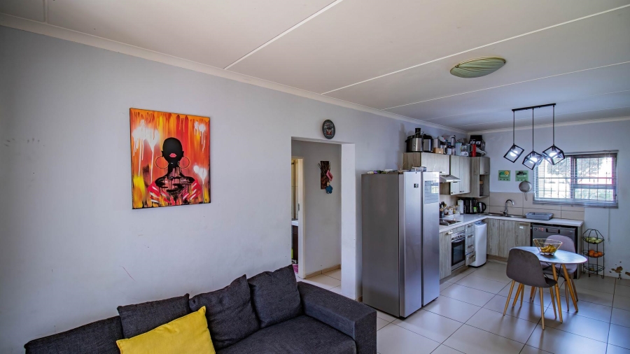 2 Bedroom Property for Sale in Erand Gardens Gauteng