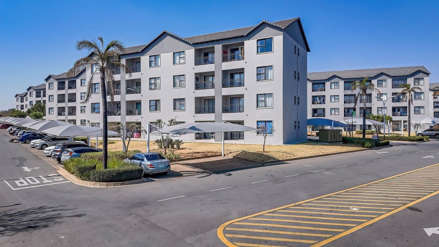 2 Bedroom Property for Sale in Erand Gardens Gauteng