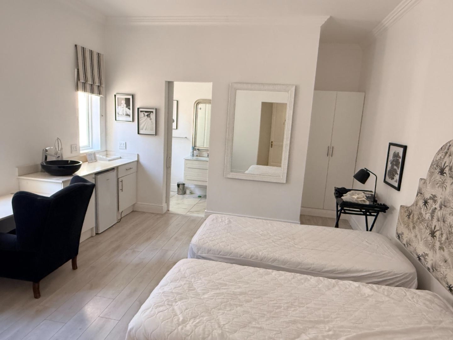 To Let 8 Bedroom Property for Rent in Hyde Park Gauteng