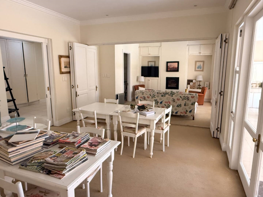 To Let 8 Bedroom Property for Rent in Hyde Park Gauteng