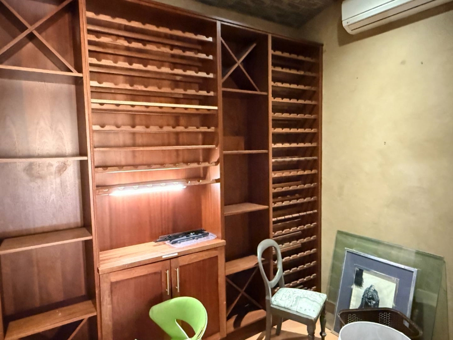 To Let 8 Bedroom Property for Rent in Hyde Park Gauteng