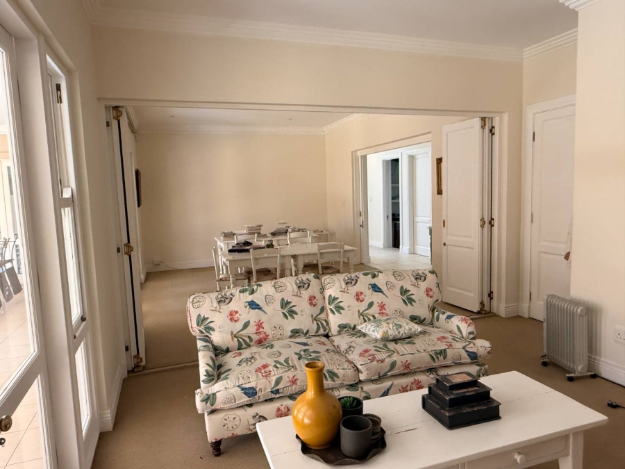 To Let 8 Bedroom Property for Rent in Hyde Park Gauteng