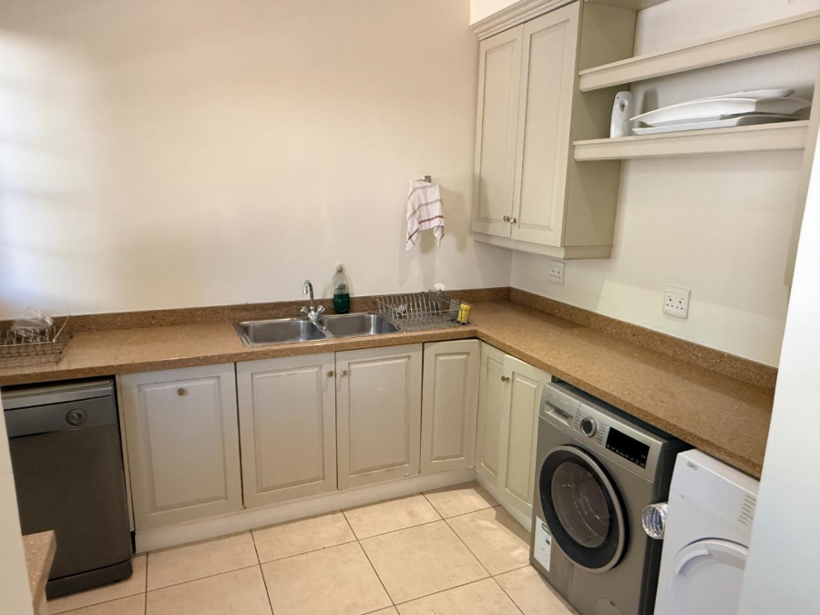 To Let 8 Bedroom Property for Rent in Hyde Park Gauteng