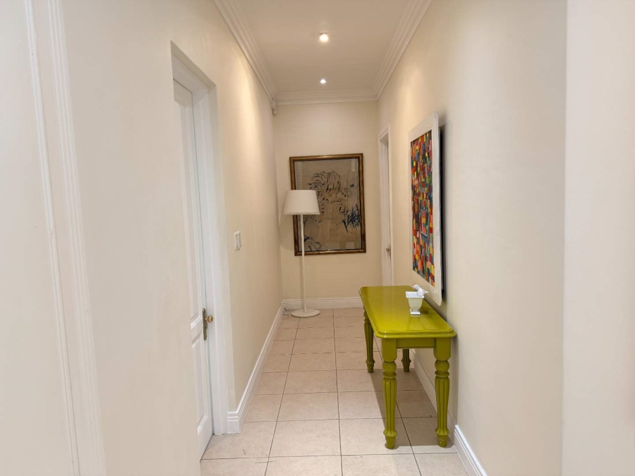 To Let 8 Bedroom Property for Rent in Hyde Park Gauteng