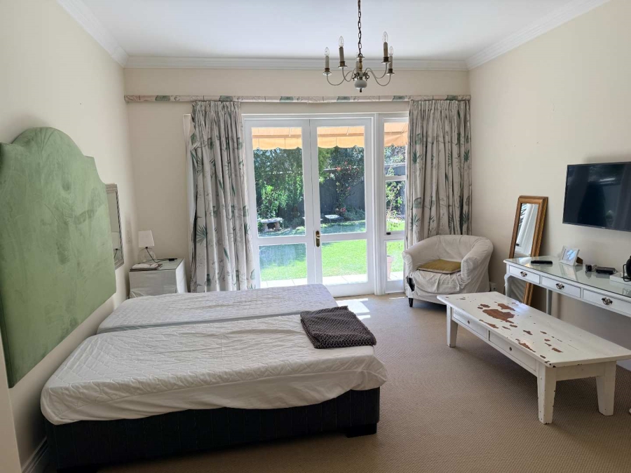To Let 8 Bedroom Property for Rent in Hyde Park Gauteng
