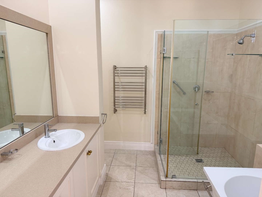 To Let 8 Bedroom Property for Rent in Hyde Park Gauteng
