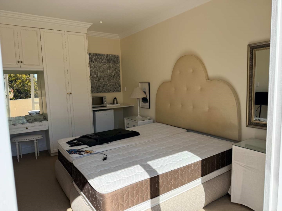 To Let 8 Bedroom Property for Rent in Hyde Park Gauteng