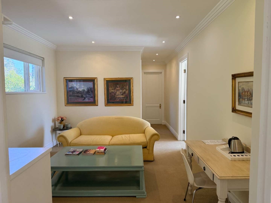 To Let 8 Bedroom Property for Rent in Hyde Park Gauteng
