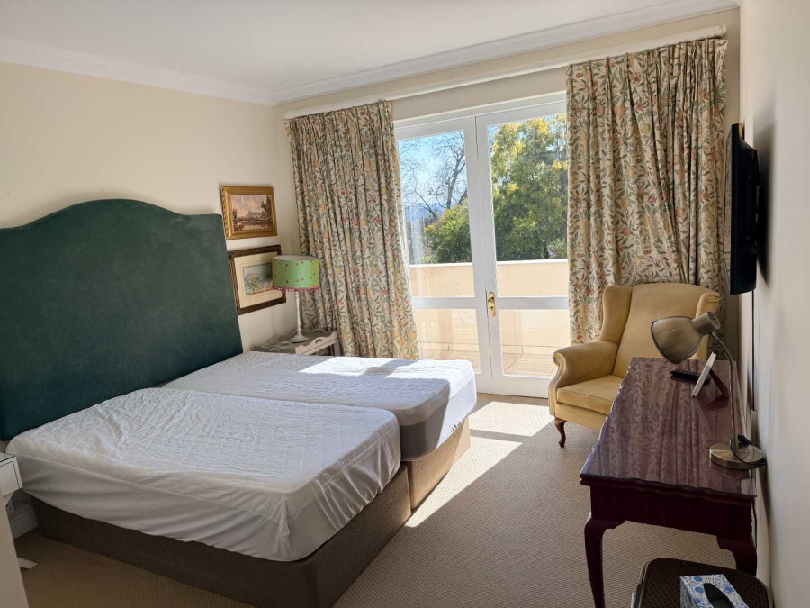 To Let 8 Bedroom Property for Rent in Hyde Park Gauteng