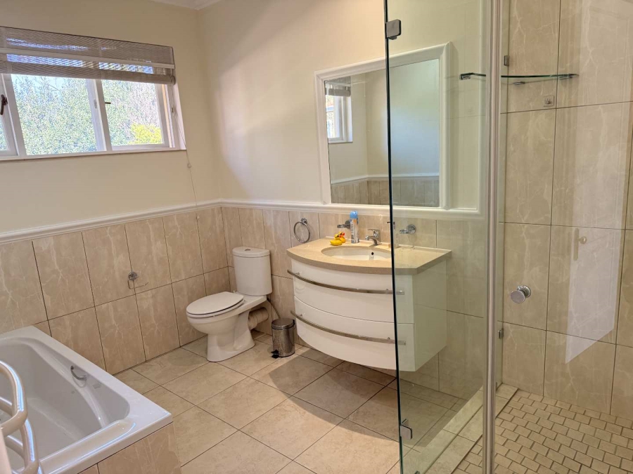 To Let 8 Bedroom Property for Rent in Hyde Park Gauteng