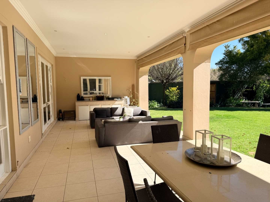 To Let 8 Bedroom Property for Rent in Hyde Park Gauteng