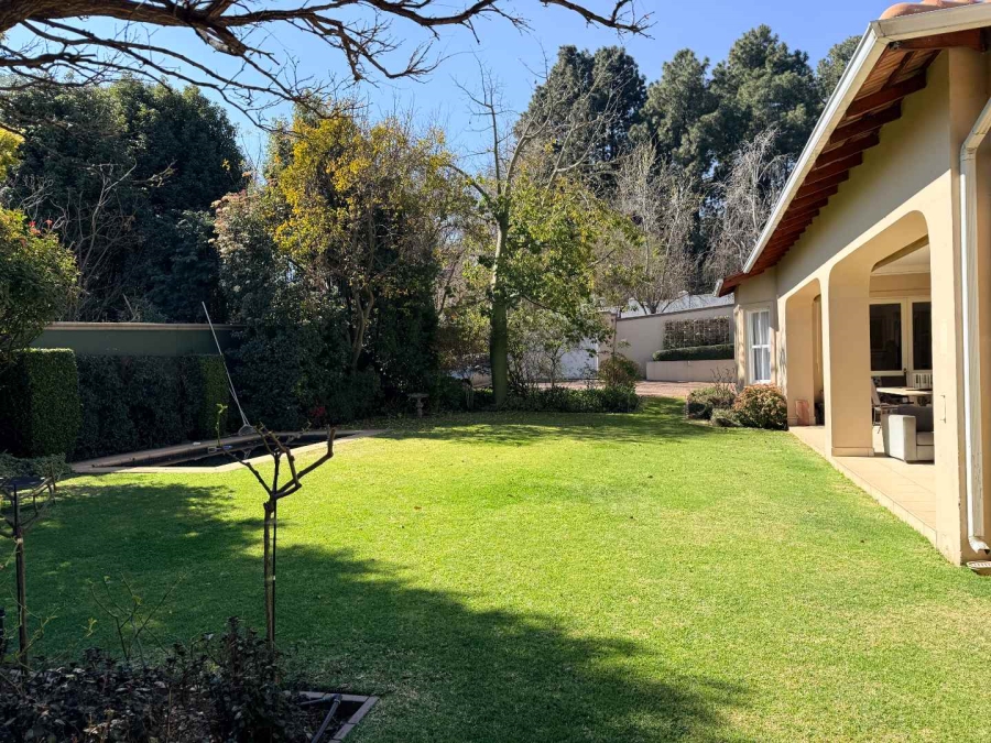 To Let 8 Bedroom Property for Rent in Hyde Park Gauteng