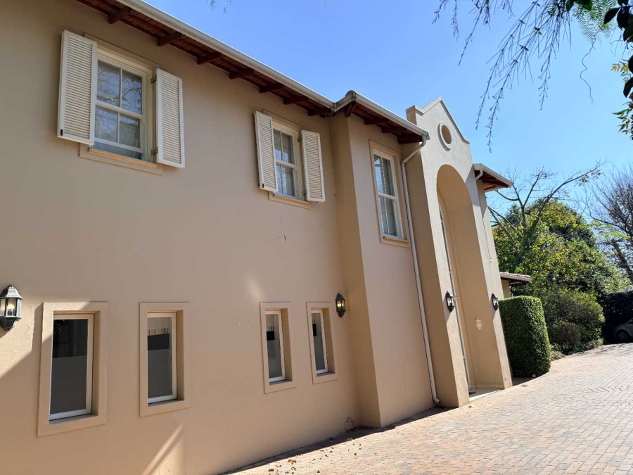 To Let 8 Bedroom Property for Rent in Hyde Park Gauteng