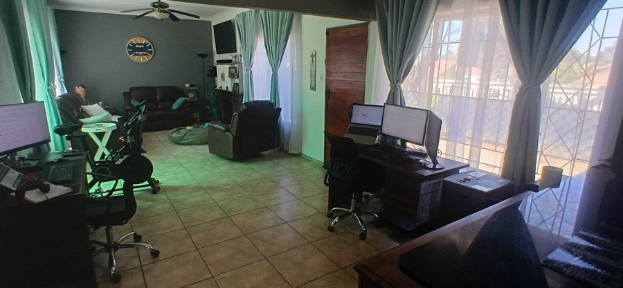 3 Bedroom Property for Sale in Ravensklip Gauteng