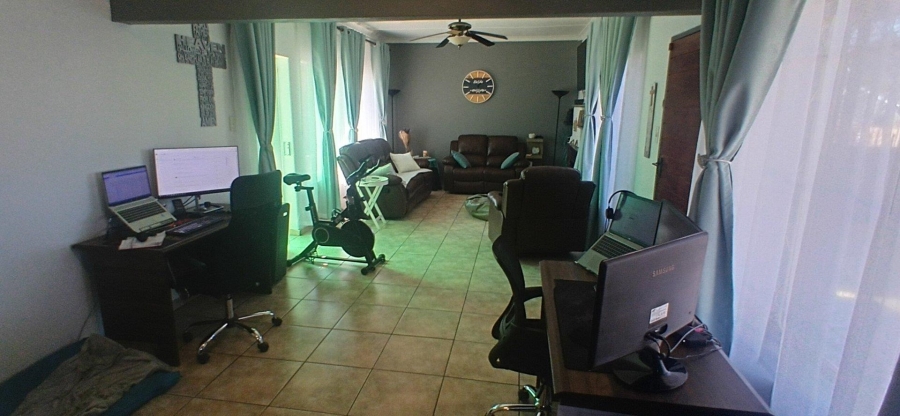 3 Bedroom Property for Sale in Ravensklip Gauteng