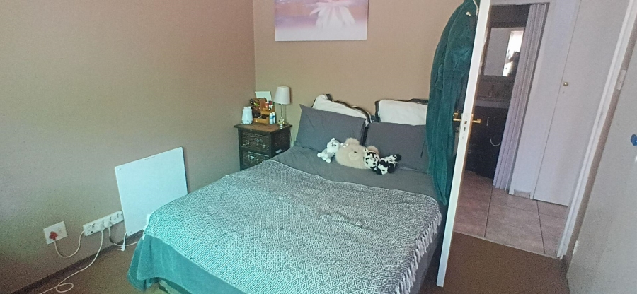 3 Bedroom Property for Sale in Ravensklip Gauteng
