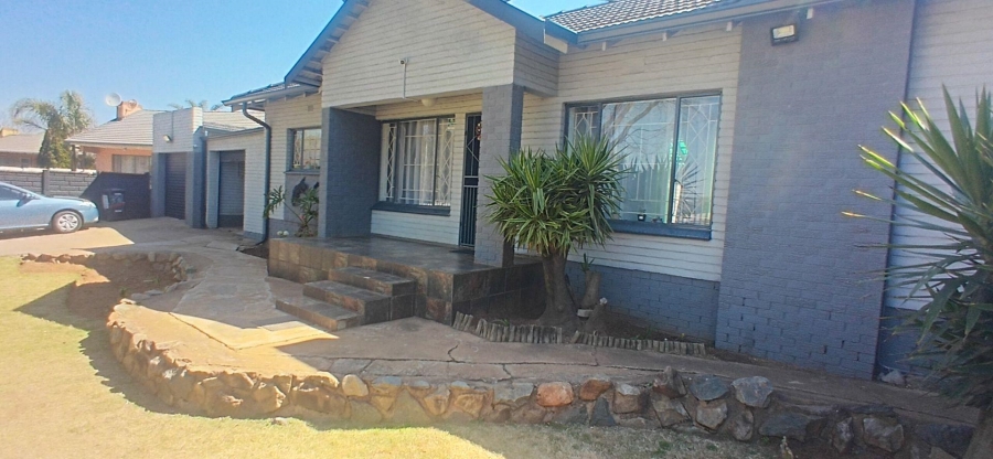 3 Bedroom Property for Sale in Ravensklip Gauteng