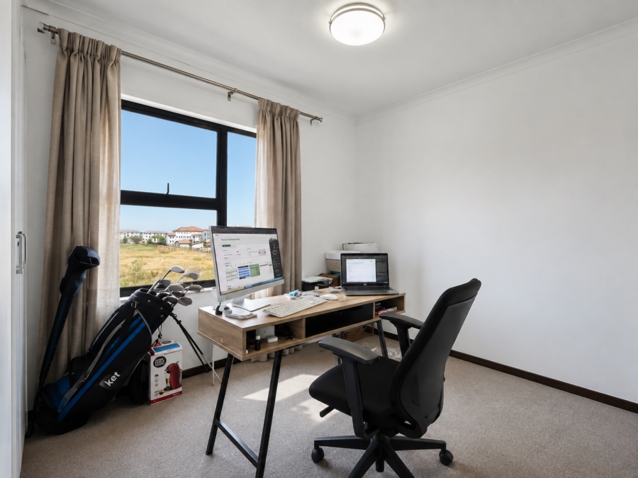 2 Bedroom Property for Sale in Carlswald Gauteng
