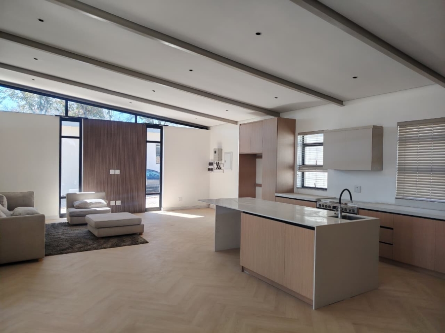 To Let 3 Bedroom Property for Rent in Bryanston Gauteng