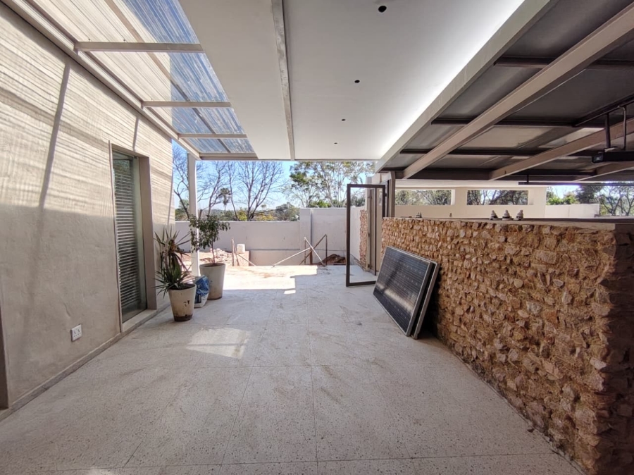 To Let 3 Bedroom Property for Rent in Bryanston Gauteng
