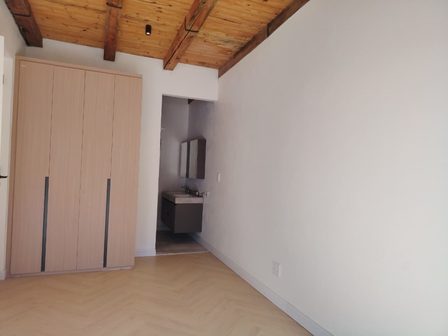 To Let 1 Bedroom Property for Rent in Bryanston Gauteng