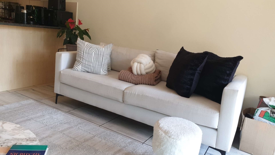 1 Bedroom Property for Sale in Jackal Creek Golf Estate Gauteng