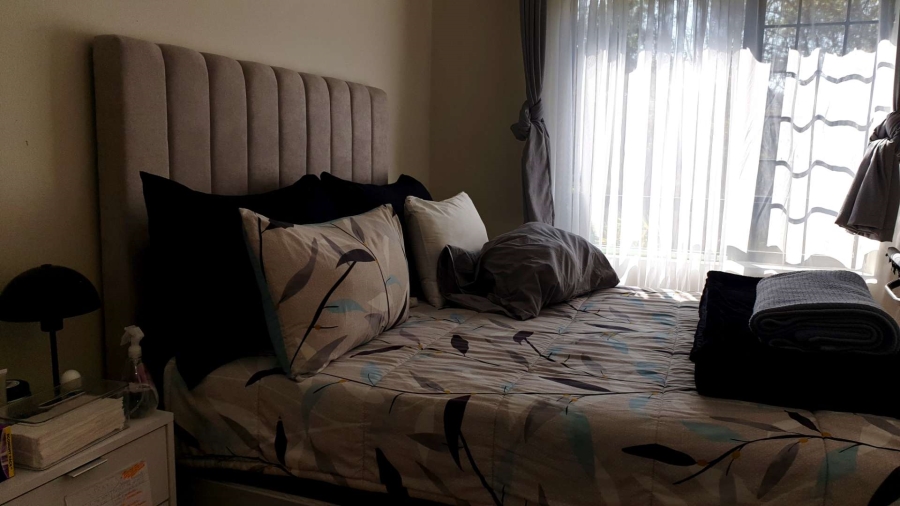 1 Bedroom Property for Sale in Jackal Creek Golf Estate Gauteng