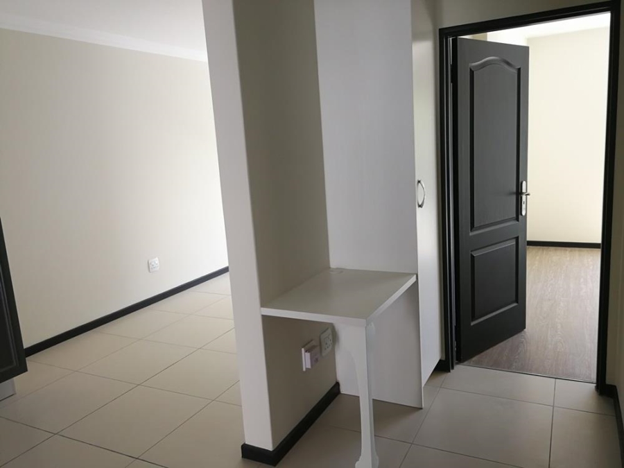 To Let 2 Bedroom Property for Rent in Edenburg Gauteng