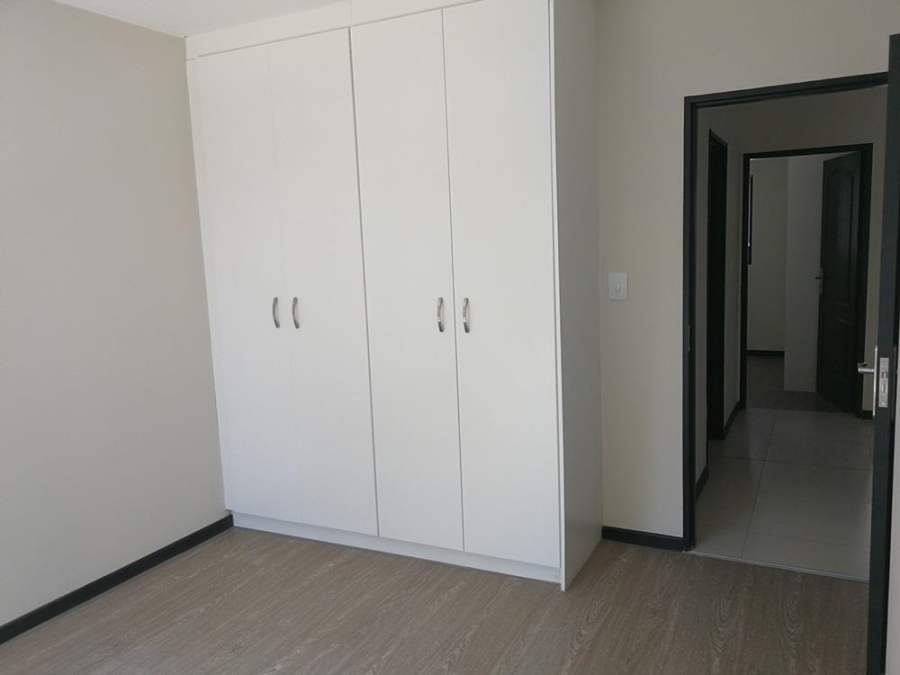 To Let 2 Bedroom Property for Rent in Edenburg Gauteng