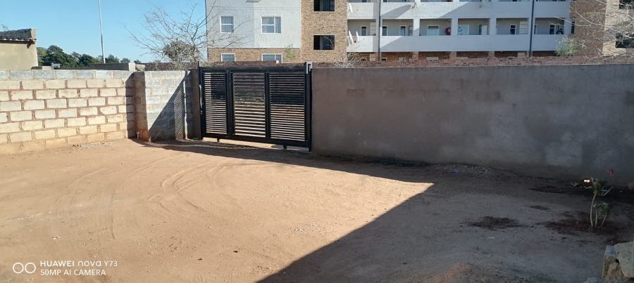 3 Bedroom Property for Sale in Clayville Gauteng