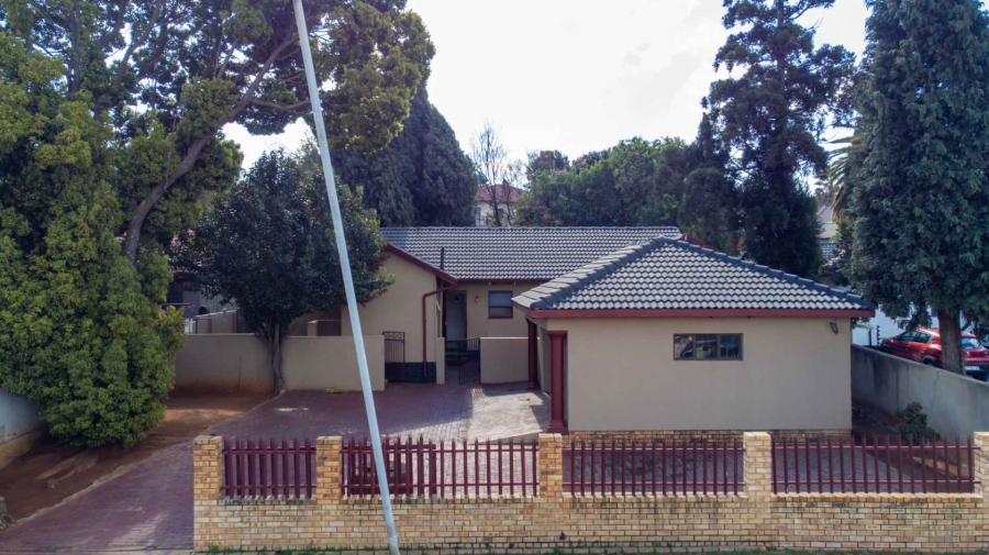 0 Bedroom Property for Sale in Lindhaven Gauteng