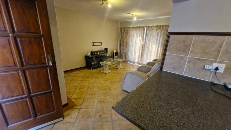 To Let 2 Bedroom Property for Rent in Olympus Gauteng