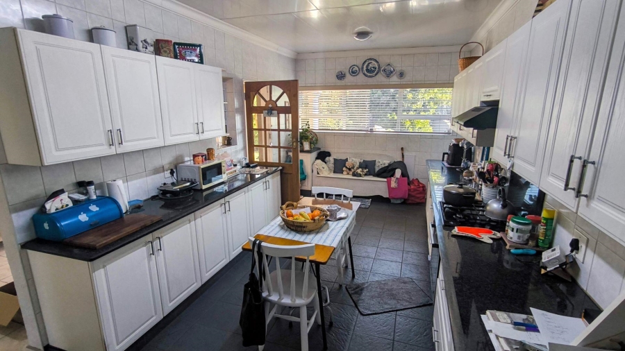 4 Bedroom Property for Sale in Brackenhurst Gauteng