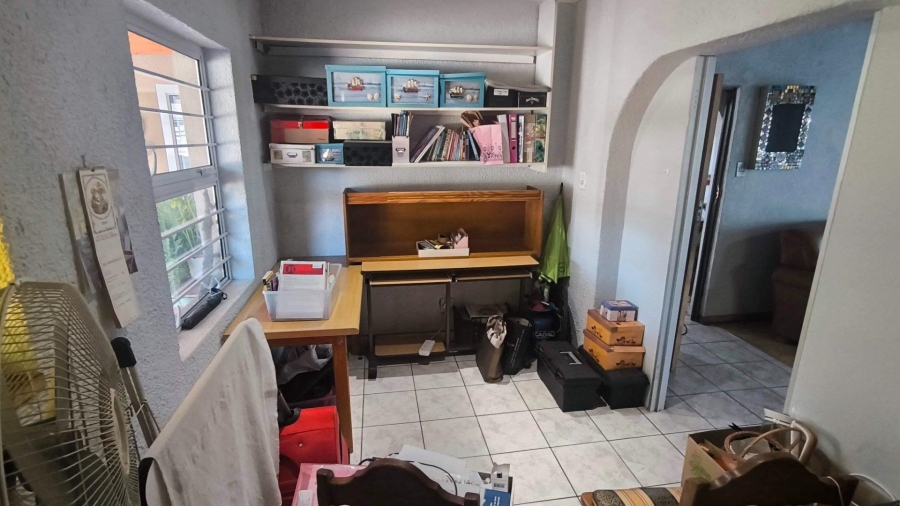4 Bedroom Property for Sale in Brackenhurst Gauteng