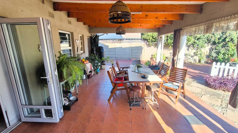 4 Bedroom Property for Sale in Brackenhurst Gauteng