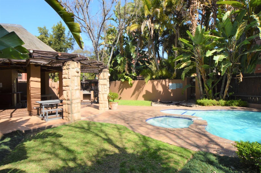 To Let 2 Bedroom Property for Rent in Magaliessig Gauteng