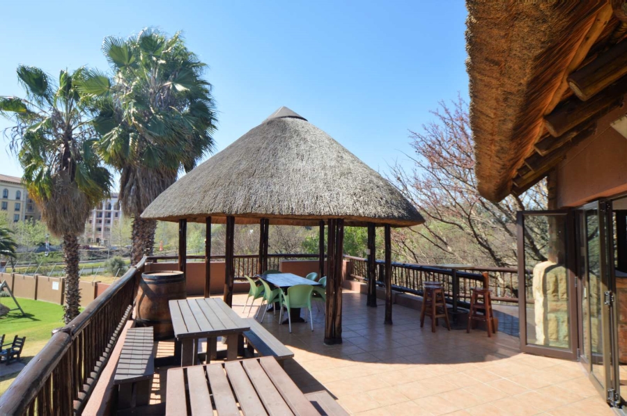 To Let 2 Bedroom Property for Rent in Magaliessig Gauteng
