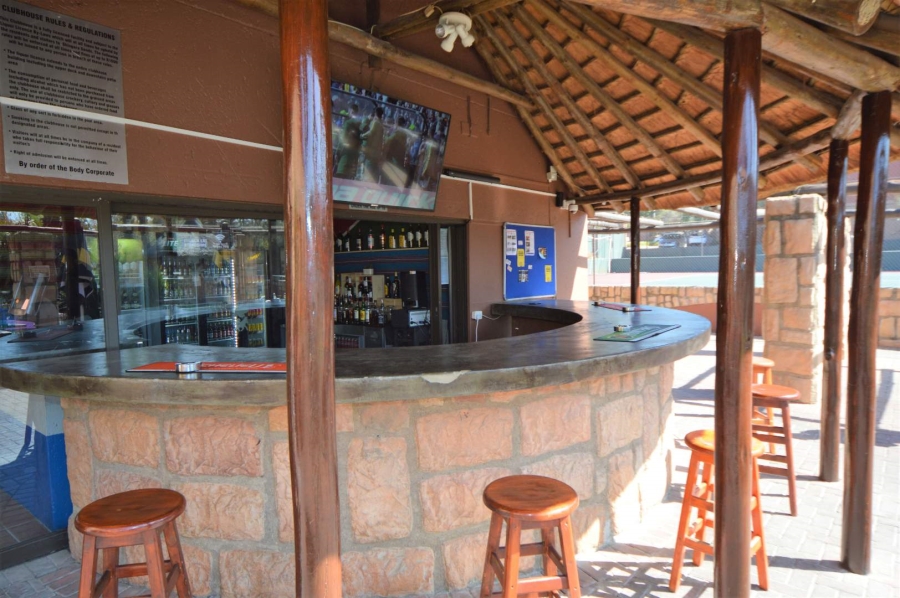 To Let 2 Bedroom Property for Rent in Magaliessig Gauteng