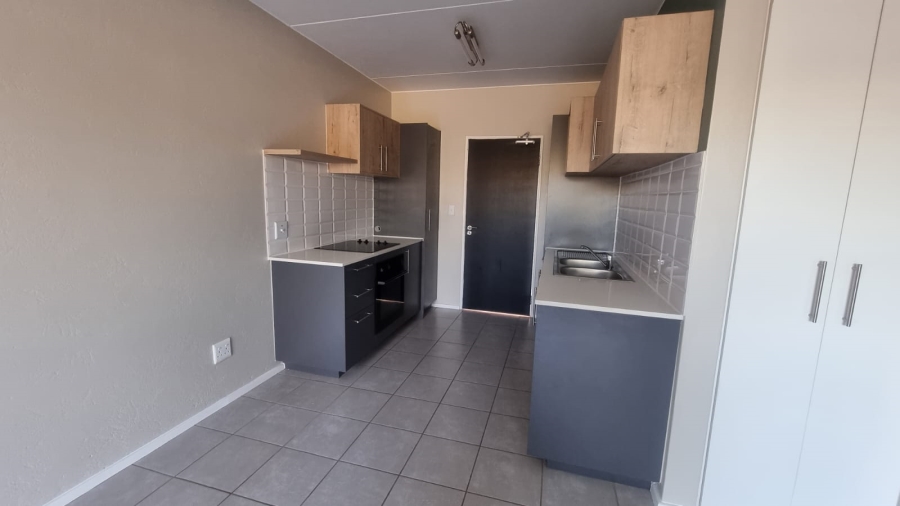 2 Bedroom Property for Sale in Kosmosdal Gauteng
