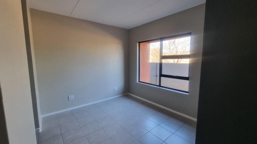 2 Bedroom Property for Sale in Kosmosdal Gauteng