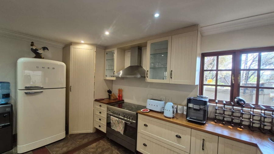 3 Bedroom Property for Sale in Douglasdale Gauteng