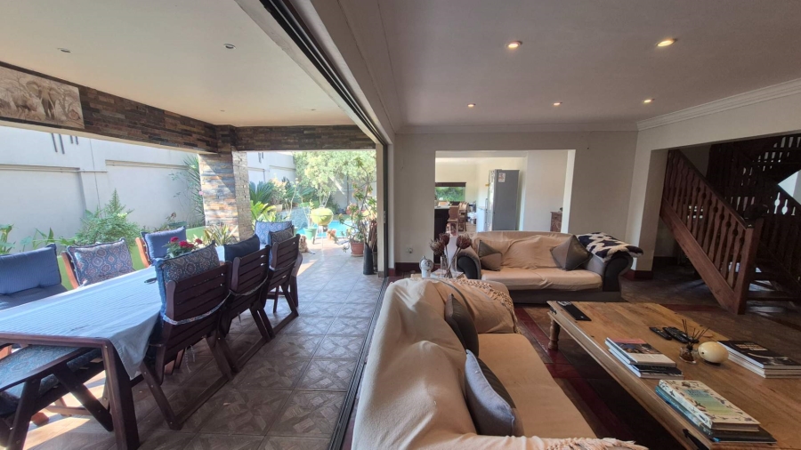 3 Bedroom Property for Sale in Douglasdale Gauteng