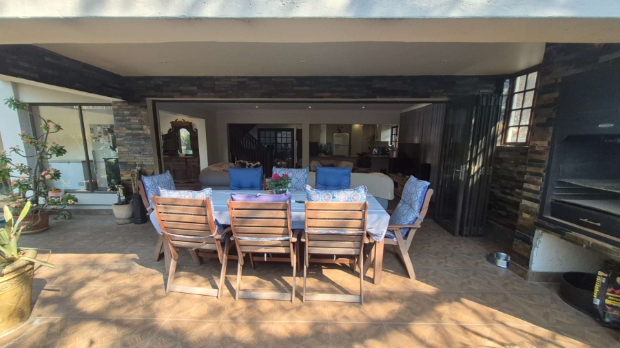 3 Bedroom Property for Sale in Douglasdale Gauteng